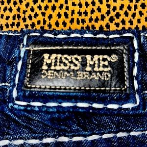 Miss me Denim Skirt,(Irene) Never worn, size 26